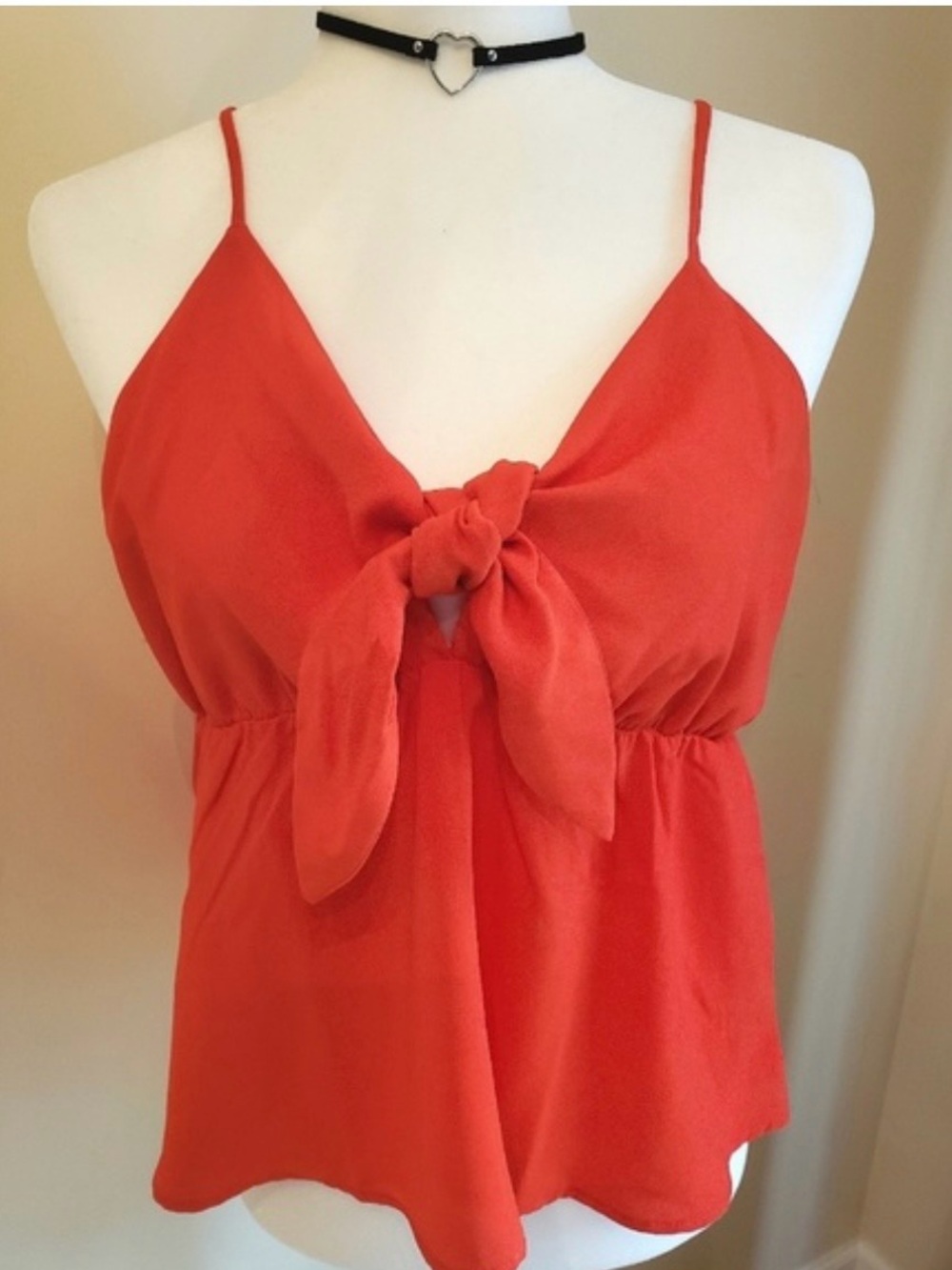 Paper Crane Anthropology Women's Red babydoll bow top Large